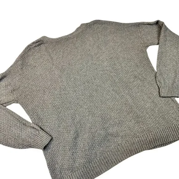 Hollister Gray Cable Knit Cardigan Women’s Medium Chunky Cotton Cozy Coastal - Picture 2 of 15